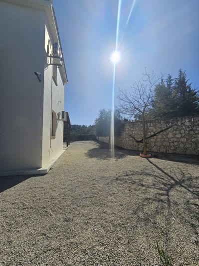 Image No.33-3 Bed Villa for sale