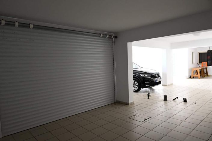 Image No.14-5 Bed House for sale