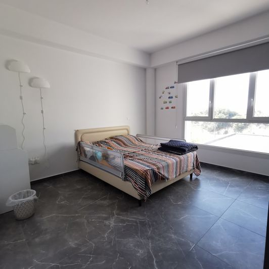 Image No.13-4 Bed House for sale