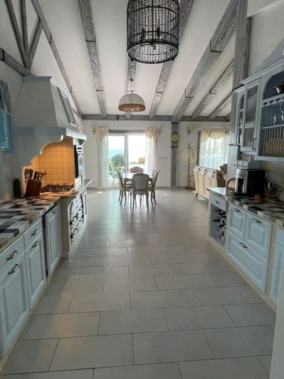 Image No.23-4 Bed House for sale