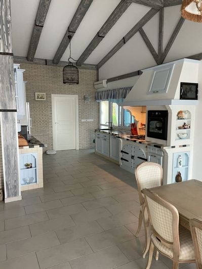 Image No.27-4 Bed House for sale