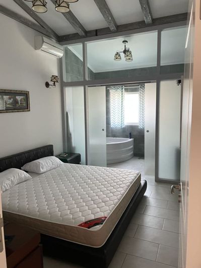 Image No.29-4 Bed House for sale