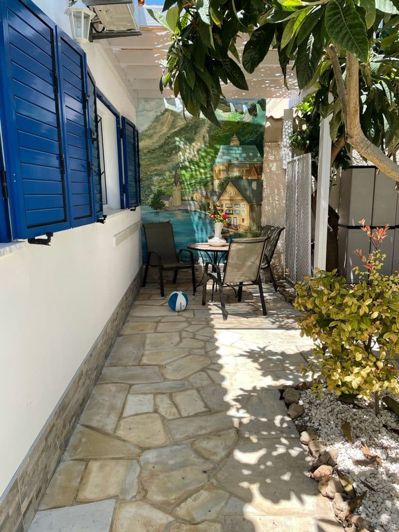 Image No.46-4 Bed House for sale