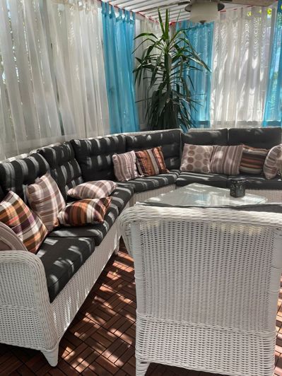 Image No.8-4 Bed House for sale