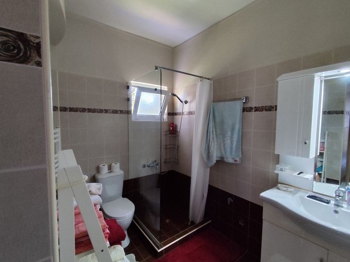 Image No.12-4 Bed Villa for sale