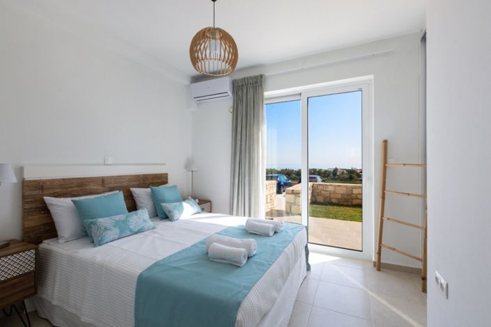 Image No.10-3 Bed Apartment for sale