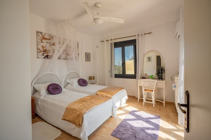 Image No.8-3 Bed Villa for sale