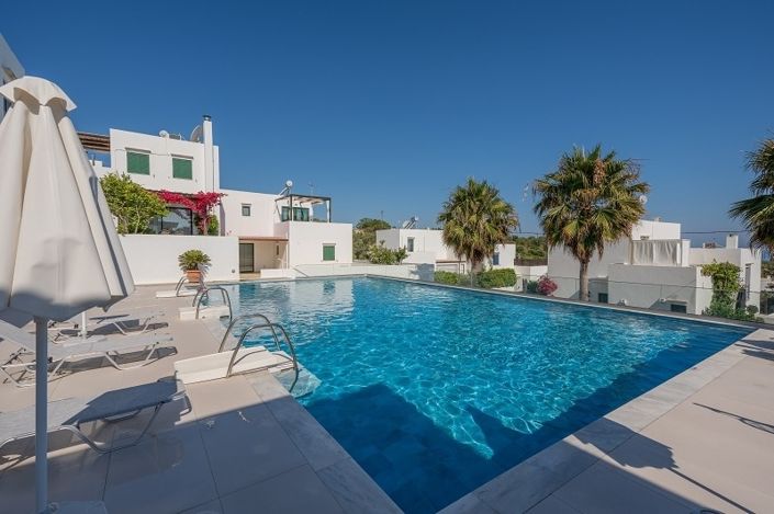 Image No.1-3 Bed Villa for sale