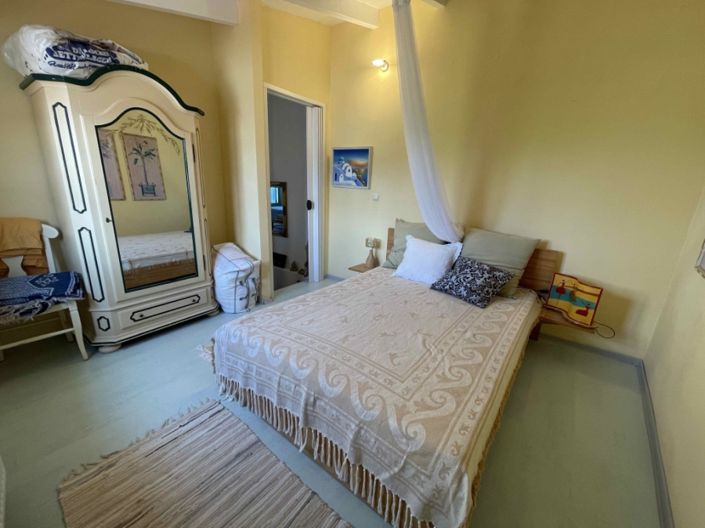 Image No.12-2 Bed House for sale