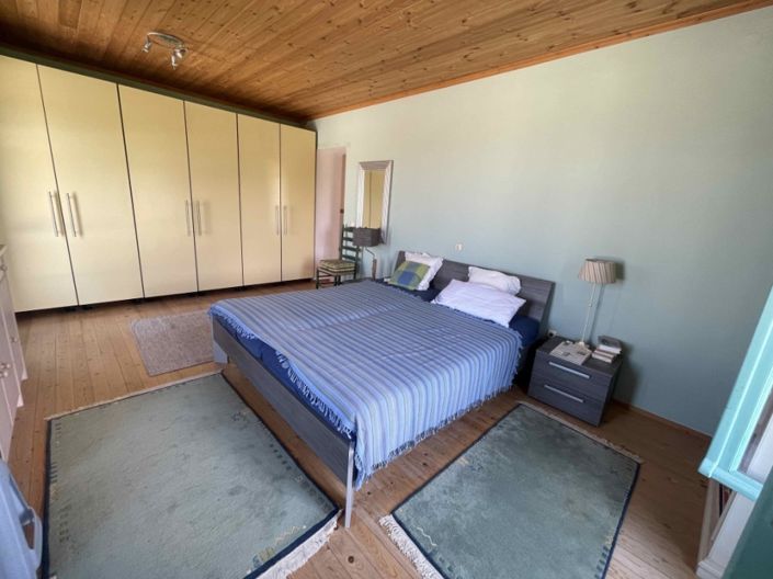 Image No.15-2 Bed House for sale