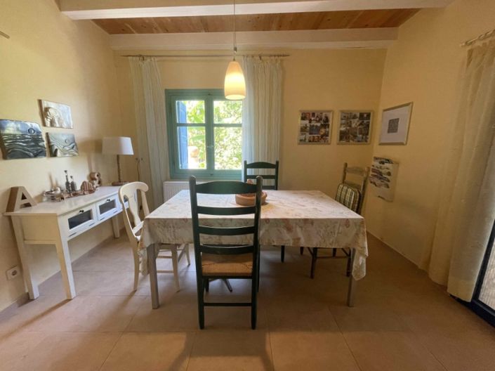 Image No.9-2 Bed House for sale