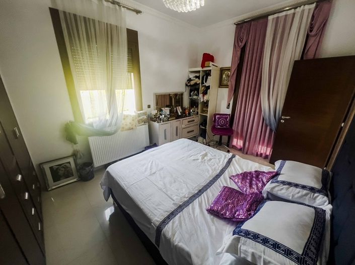 Image No.13-8 Bed Villa for sale