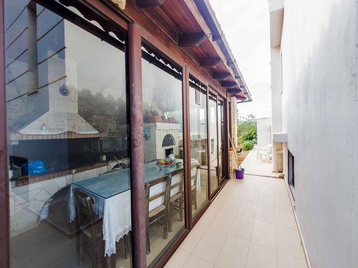 Image No.19-8 Bed Villa for sale