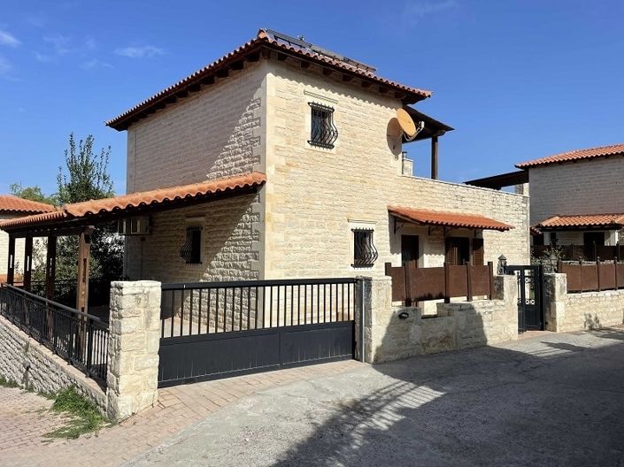 Image No.1-3 Bed Villa for sale