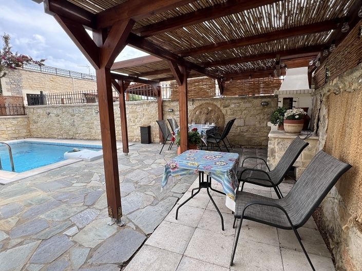 Image No.20-3 Bed House for sale