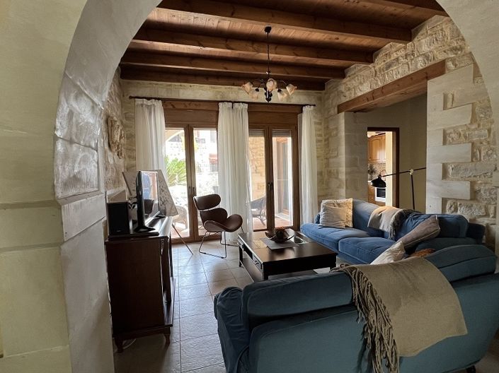 Image No.8-3 Bed House for sale