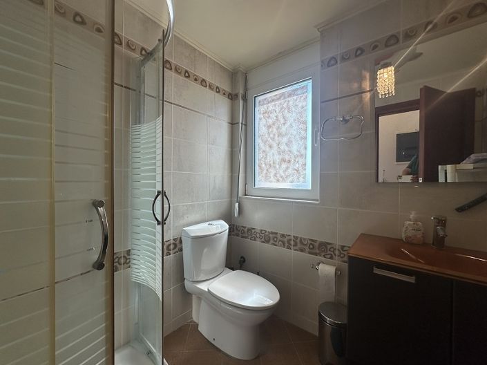 Image No.19-6 Bed Villa for sale