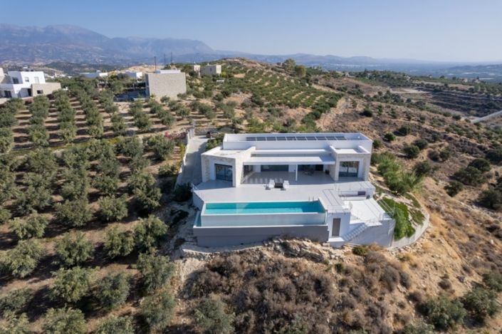 Image No.1-3 Bed Villa for sale