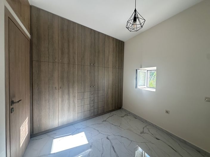 Image No.7-3 Bed House for sale