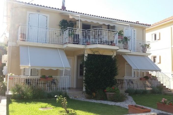 Image No.1-3 Bed House for sale