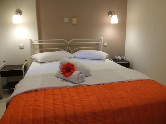 Image No.16-3 Bed House for sale