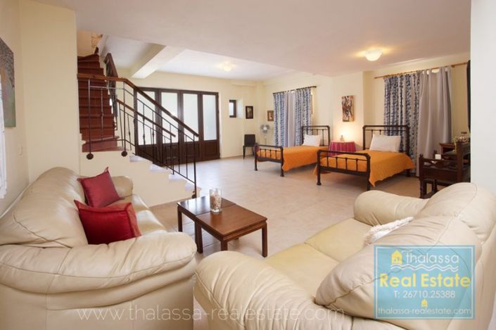 Image No.14-3 Bed Villa for sale