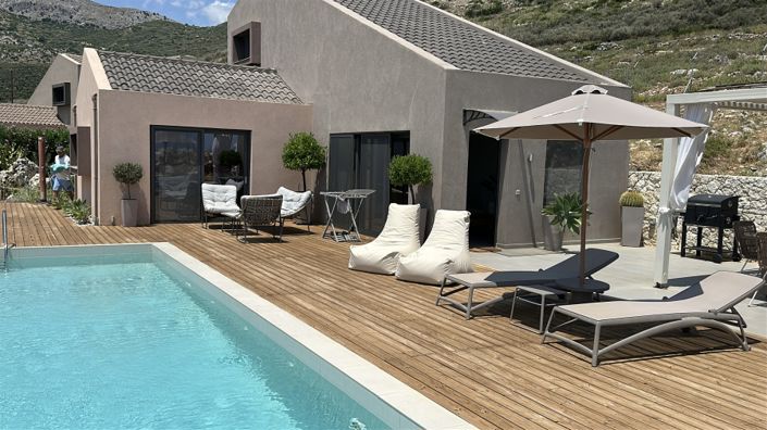 Image No.16-2 Bed Villa for sale