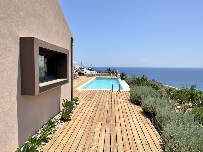 Image No.18-2 Bed Villa for sale