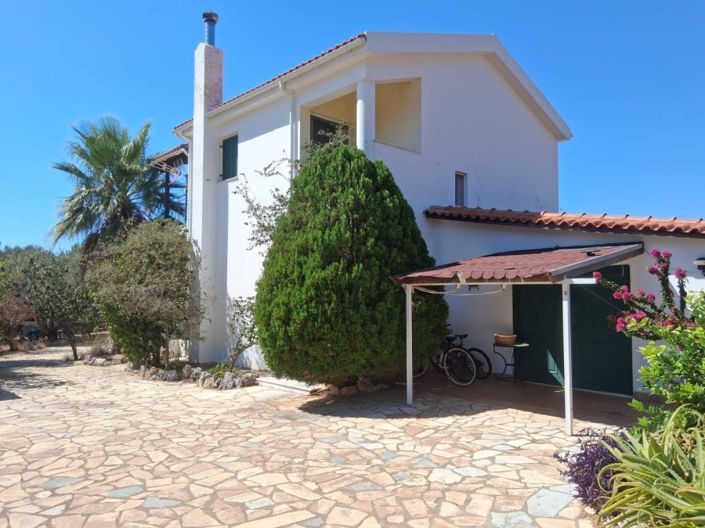 Image No.1-3 Bed Villa for sale