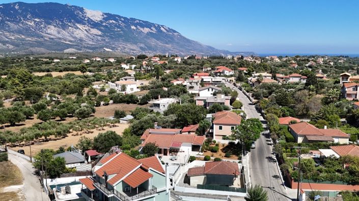 Image No.7-3 Bed House for sale