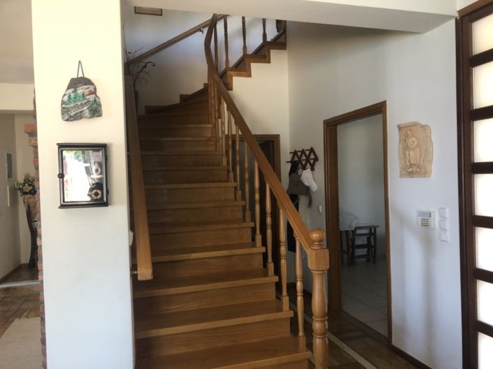 Image No.10-5 Bed Villa for sale