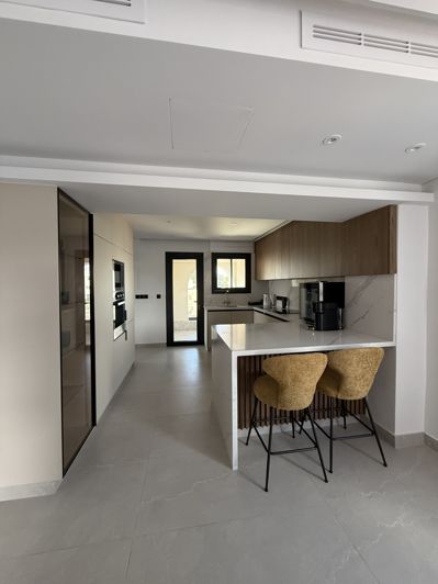 Image No.12-2 Bed Apartment for sale