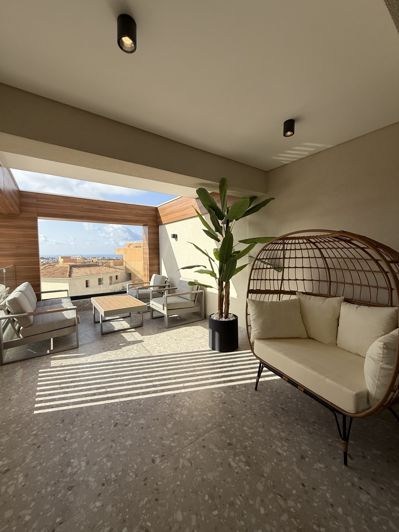 Image No.23-2 Bed Apartment for sale