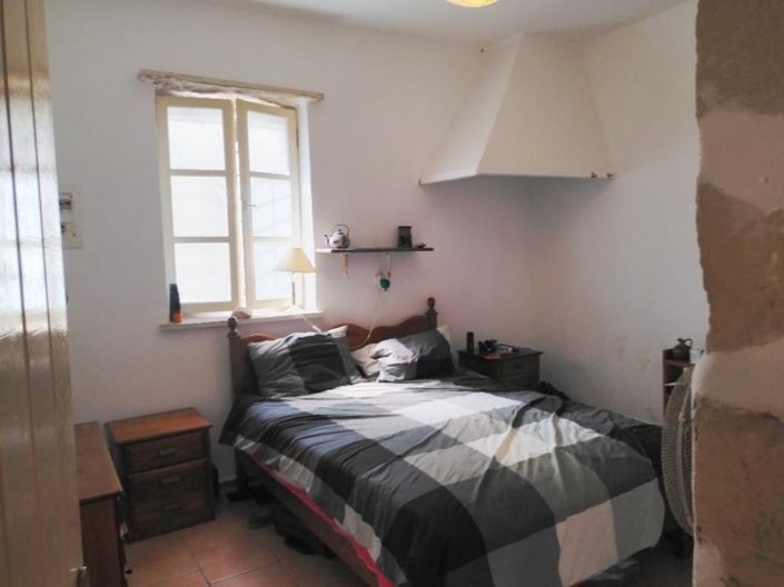 Image No.6-2 Bed House for sale