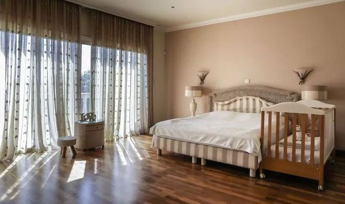 Image No.11-5 Bed House for sale