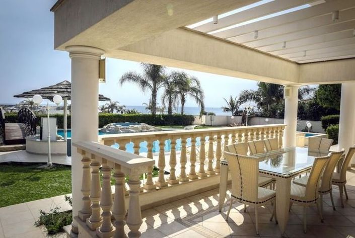 Image No.12-5 Bed House for sale