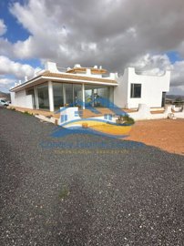 1 - Antigua, Villa