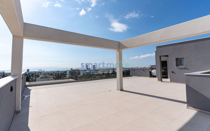 Image No.16-7 Bed Villa for sale