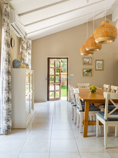 Image No.16-8 Bed Villa for sale