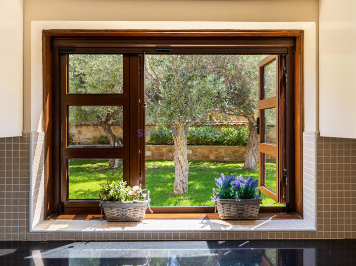 Image No.20-8 Bed Villa for sale