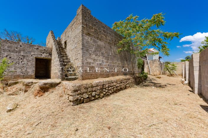 Image No.4-2 Bed Country House for sale