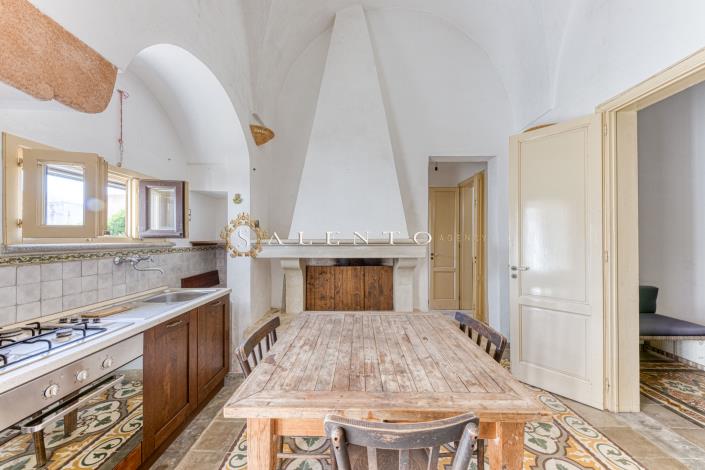 Image No.10-2 Bed House for sale