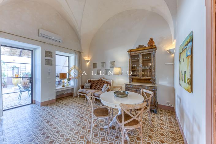 Image No.13-3 Bed House for sale