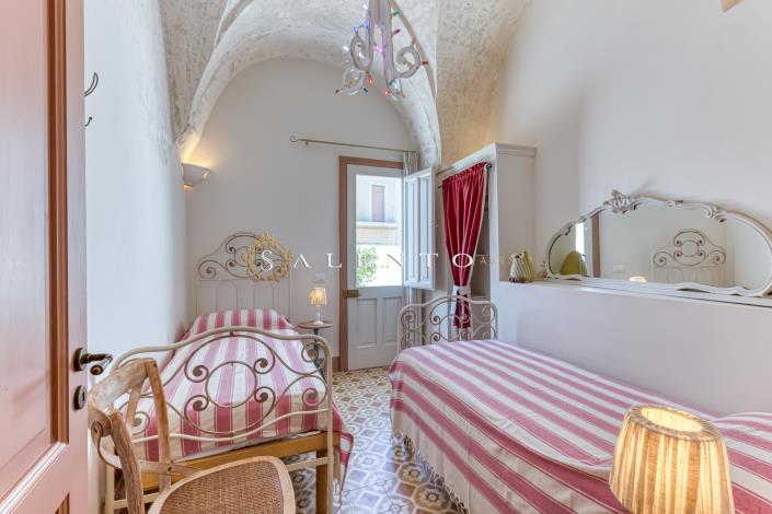 Image No.29-3 Bed House for sale