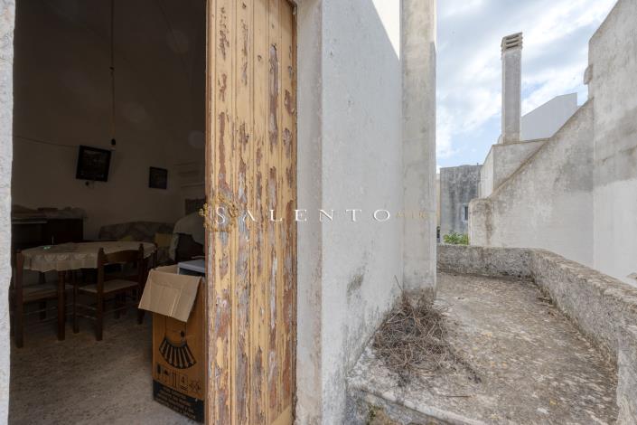 Image No.33-3 Bed House for sale