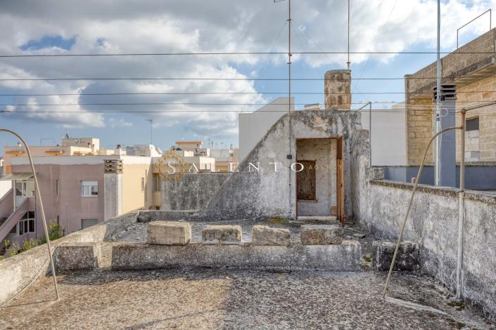 Image No.30-3 Bed House for sale