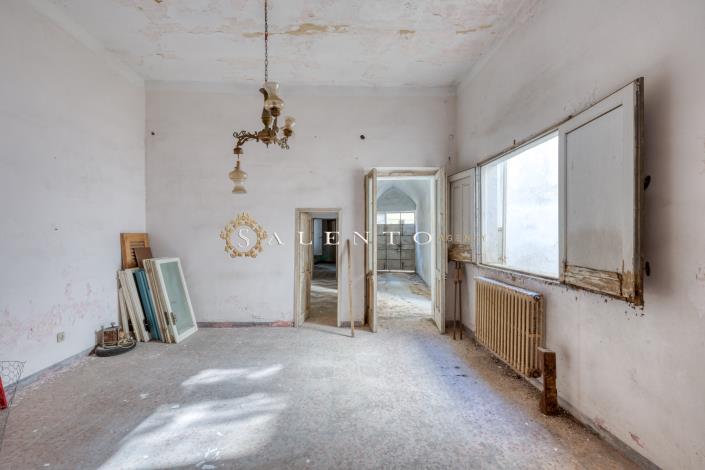 Image No.10-4 Bed House for sale