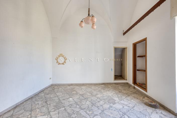 Image No.39-4 Bed House for sale