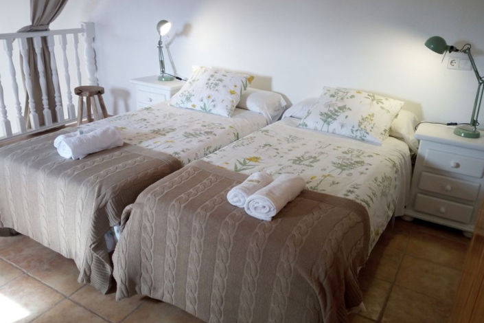 Image No.22-7 Bed Villa / Detached for sale