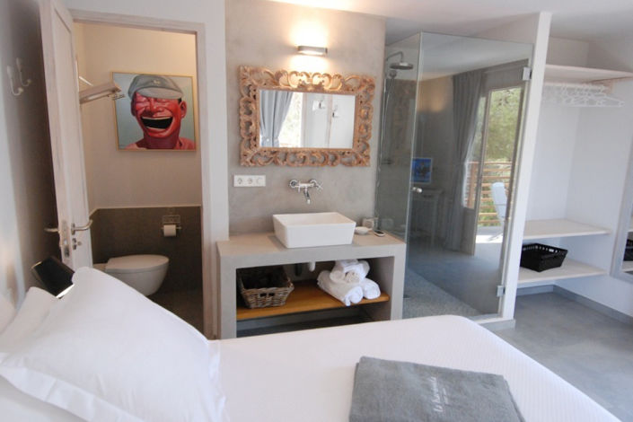 Image No.17-9 Bed Villa / Detached for sale